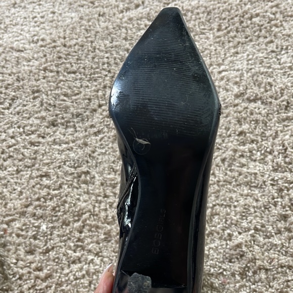 BCBG Girls Patent Black Bootie no size listed but they are 8.5 - Picture 6 of 10